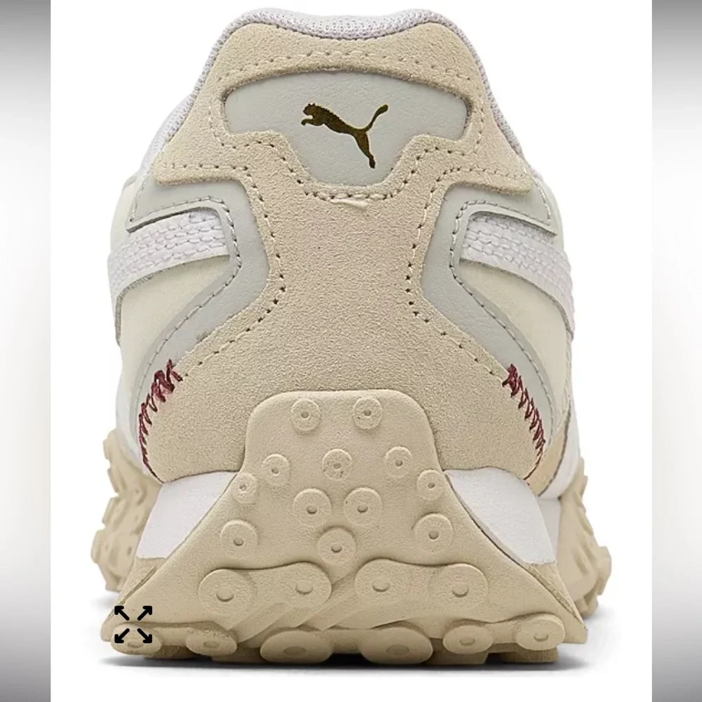 PUMA Blktop Rider Sneakers in Warm White / Beige – Women’s Size 9